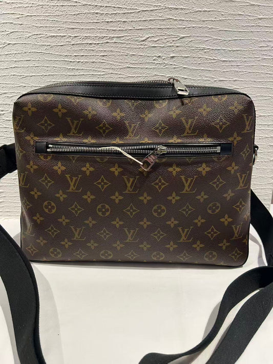 Louis Vuitton Monogram Macassar Torres Shoulder Bag，Second-hand
